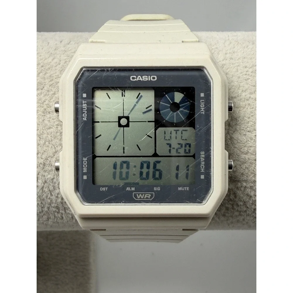 Casio LF-20W New Battery Digital Mens Watch 32MM 8